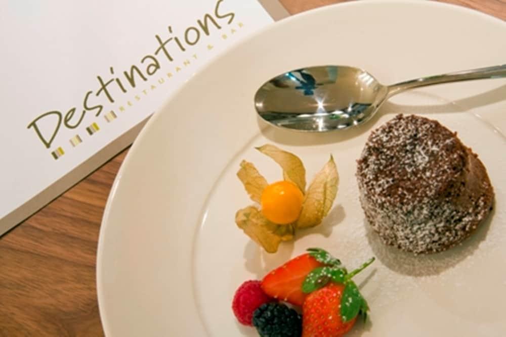 Holiday Inn Stevenage By Ihg Экстерьер фото