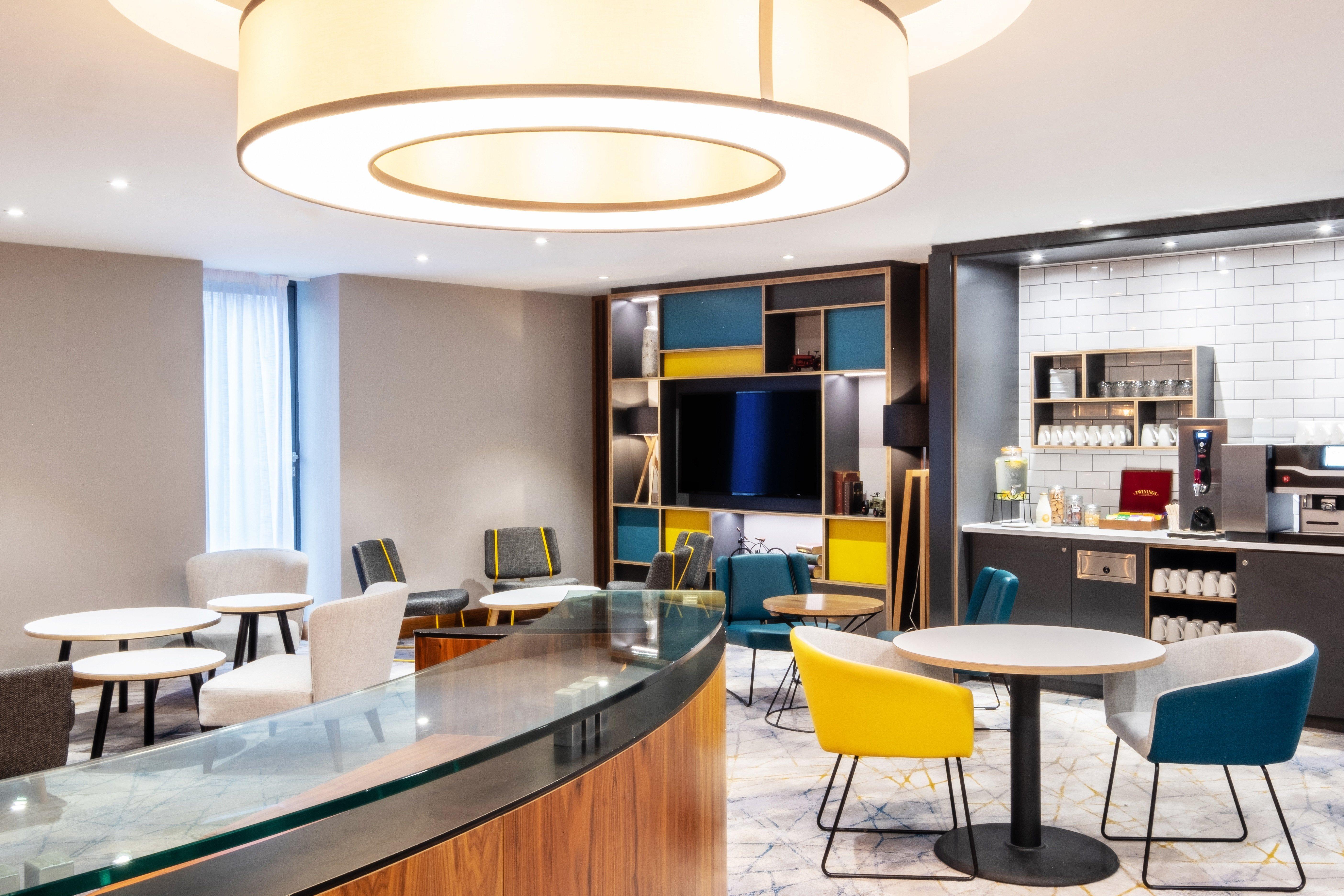 Holiday Inn Stevenage By Ihg Экстерьер фото